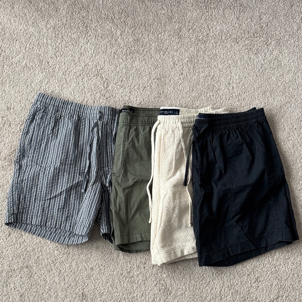 EUC - abercrombie men’s shorts sz XL